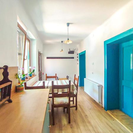 Blue Home Avrig Dış mekan fotoğraf