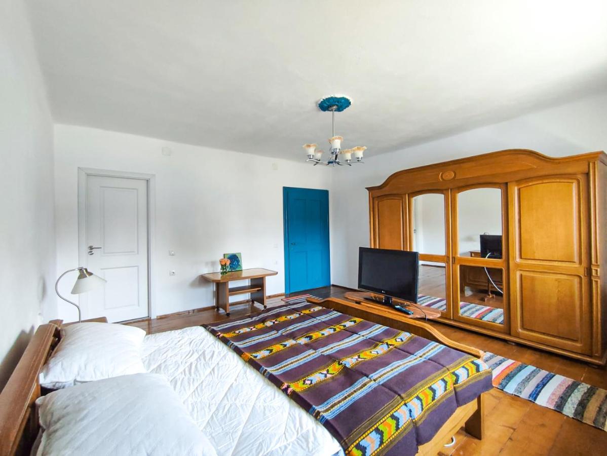 Blue Home Avrig Dış mekan fotoğraf